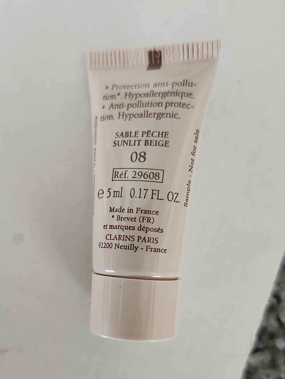 Clarins Teint Fluide Hydratant Hydrating Liquid Foundation -Sunlit Beige